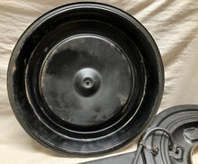 Load image into Gallery viewer, 71 72 Chevelle 402ci 4Barrell Air Cleaner (Original) SS Impala 1971 1972