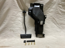 Load image into Gallery viewer, 67 Chevelle El Camino Brake Clutch Pedal Support Bracket and Automatic Brake Pedal w/Pin (Original) SS 1968