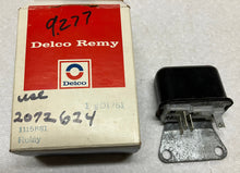 Load image into Gallery viewer, NOS 69 70 71 72 Camaro Air Conditioning Cut Out Relay 1115881 SS 1969 1970 1971 1972