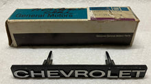 Load image into Gallery viewer, NOS 3991039 Grille Emblem CHEVROLET 71 El Camino Station Wagon SS 1971