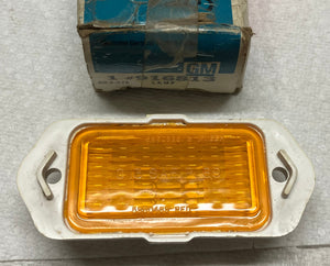 NOS 916813 69 Camaro Chevelle Side Marker Front Amber SS 1969