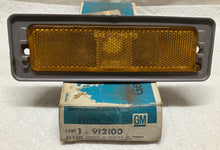 Load image into Gallery viewer, NOS 912100 75 76 77 78 79 Nova Front Side Marker Amber RH Omega 1975 1976 1977 1978 1979