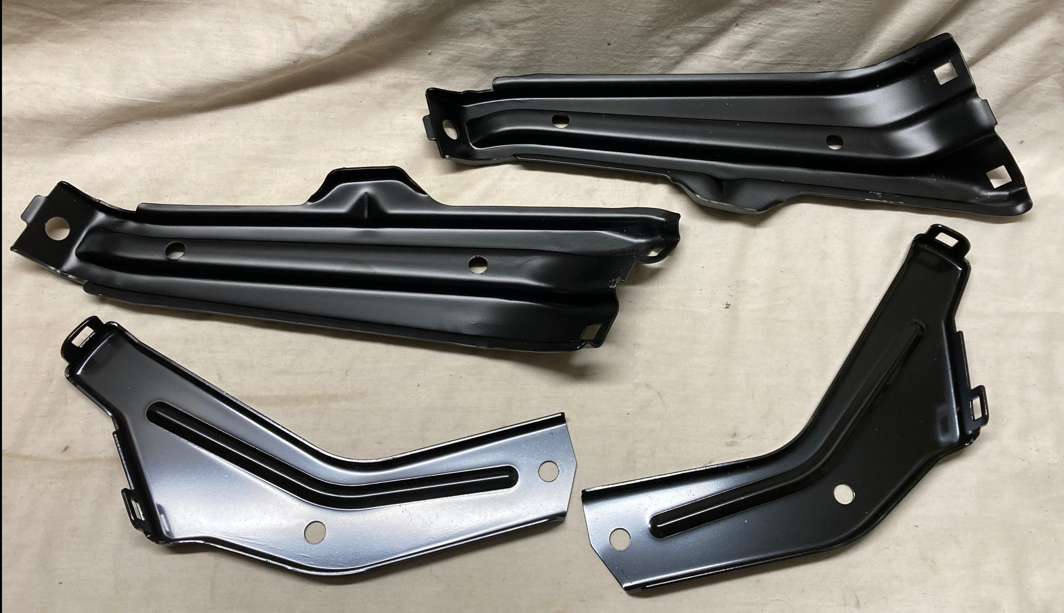 Buy 68-72 NOVA CHEVY II FRONT LOWER FENDER SUPPORT BRACES PAIR In - Foto 9
