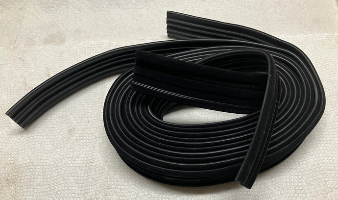 64 65 66 67 68 69 Chevelle 2Door Sedan Glass Run Channel Weatherstrip 1964 1965 1966 1967 1968 1969