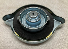 Load image into Gallery viewer, 67 68 Chevelle Big Block Power Steering Reservoir Cap 2nd Design SS 1967 1968