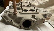 Load image into Gallery viewer, 59 Pontiac Tri Power Intake Manifold 532422 1959 Pontiac Catalina Bonneville