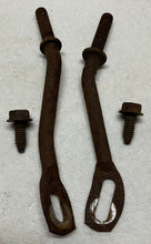 Load image into Gallery viewer, 70 71 72 Cutlass Center Column Support Rods Original 1970 1971 1972