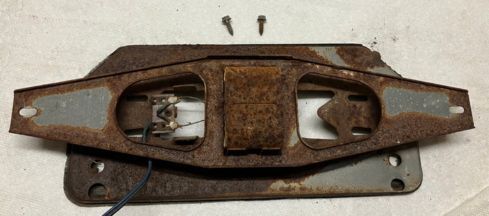 70 71 72 Cutlass Center Dash Speaker Bracket Original 1970 1971 1972