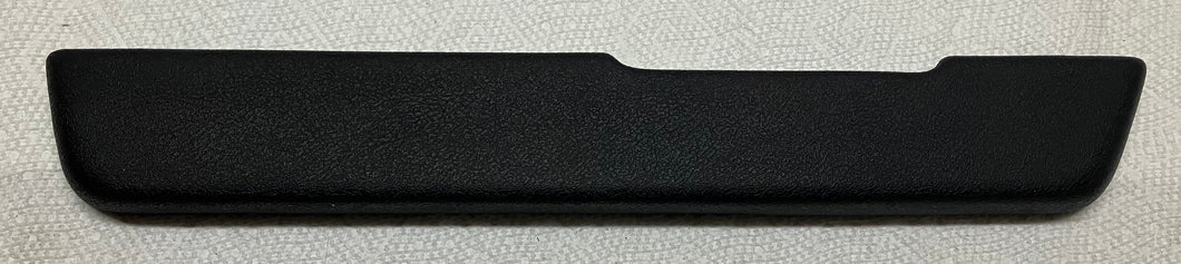 68 Chevelle 68 69 70 Impala Front Arm Rest Pad LH Caprice Skylark Cutlass 1968 1969 1970