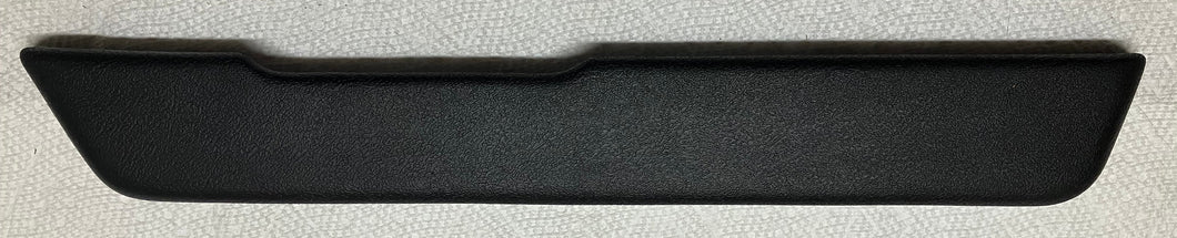 68 Chevelle 68 69 70 Impala Front Arm Rest Pad RH Caprice Skylark Cutlass 1968 1969 1970