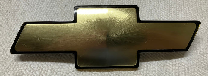 94 99 Chevy 1500 Pick Up Grille Emblem 99-2000 Silverado