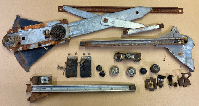 69 Chevelle 2 door coupe and convertible glass hardware kit RH