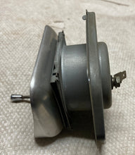 Load image into Gallery viewer, 66 67 Chevelle El Camino Clock standard dash Original - Sundellauto Specialties