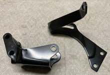 Load image into Gallery viewer, 67 68 Camaro Power Steering Pump Mounting Brackets 2 Piece Set 302ci 350SS 1967 1968 - Sundellauto Specialties