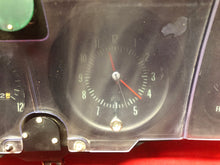 Load image into Gallery viewer, 1970 Chevelle El Camino SS Instrument Cluster w/ Tachometer - Sundellauto Specialties