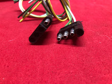 Load image into Gallery viewer, 4 pin trailer plugs - Sundellauto Specialties