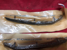Load image into Gallery viewer, NOS 1970-72 Chevelle Front Bumper Guard Insert 3968507 - Sundellauto Specialties