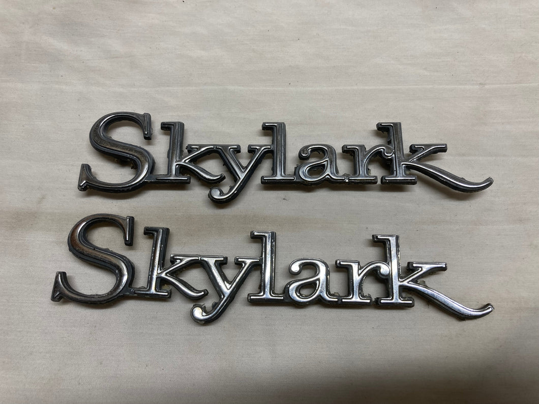 70 71 72 Skylark Quarter Panel Emblems 