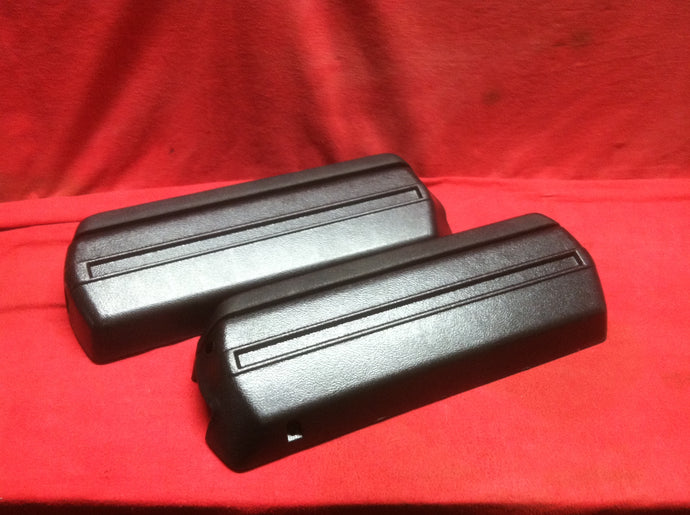 Armrest Assemblies Front (Pair) 16