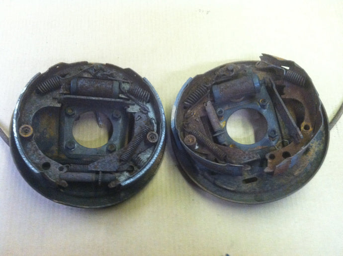 64 65 Pontiac GTO Tempest Rear Brake Backing Plates (Pair) (Original) 1964 1965